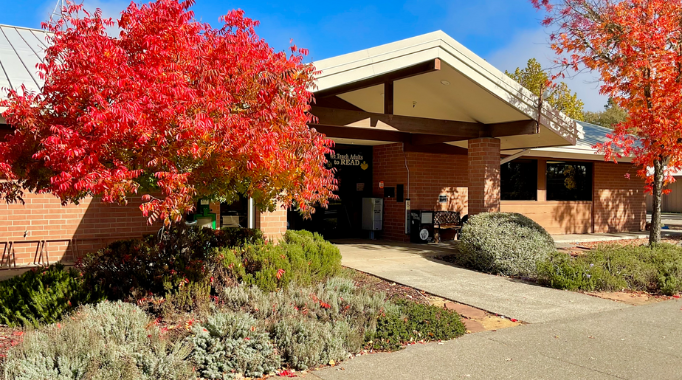 Willits library exterior.